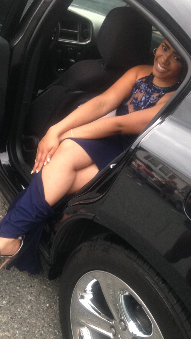 briiglizzyy_'s tweet photo. bittie slayed π»π―@__izzaJ #centralprom https://t.co/SWAipbh6ru