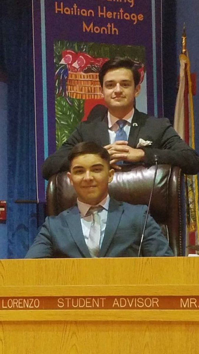 SouthDadeHS's tweet photo. South Dade students proving what we have always known.  Bryce Febres: 2017-2018 MDCPS Student Advisor @Jcda2479De @principaljp @MDCPSSouth https://t.co/ZuynMyMpDu