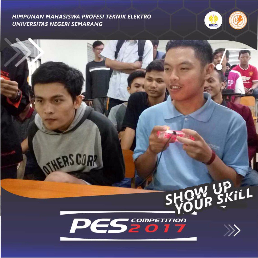 himproteunnes's tweet photo. [LIVE REPORT]
sekarang banget!!!!! PES COMPETITION 2017. Keliatan bgt kan muka tegangnya 😅
SEMANGAT PARA PESERTA 💪 https://t.co/90hnrTLZPA
