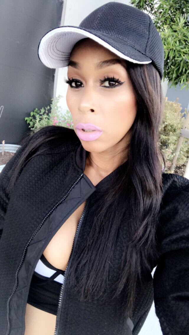 Reesebndacity's tweet photo. The #switch up #bossbabe #stoner #poshgreensf #poshgreencollective #luxury#brand#women#cannabiscommunity#maryjane#blackgirlsrock 💕 https://t.co/79a5gmIr8Y