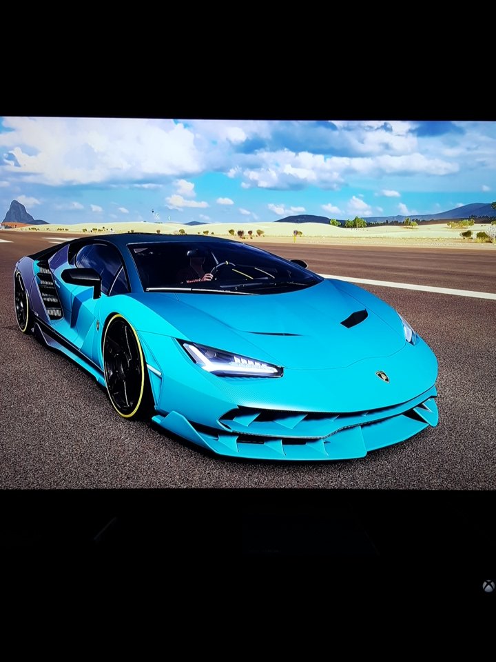 Its_BryGuy's tweet photo. Enjoying my friday night playing some forza horizon 3! Featuring my lamborghini centenario 🙏 One of the many favorites i have in this game https://t.co/FFNJAywHJM