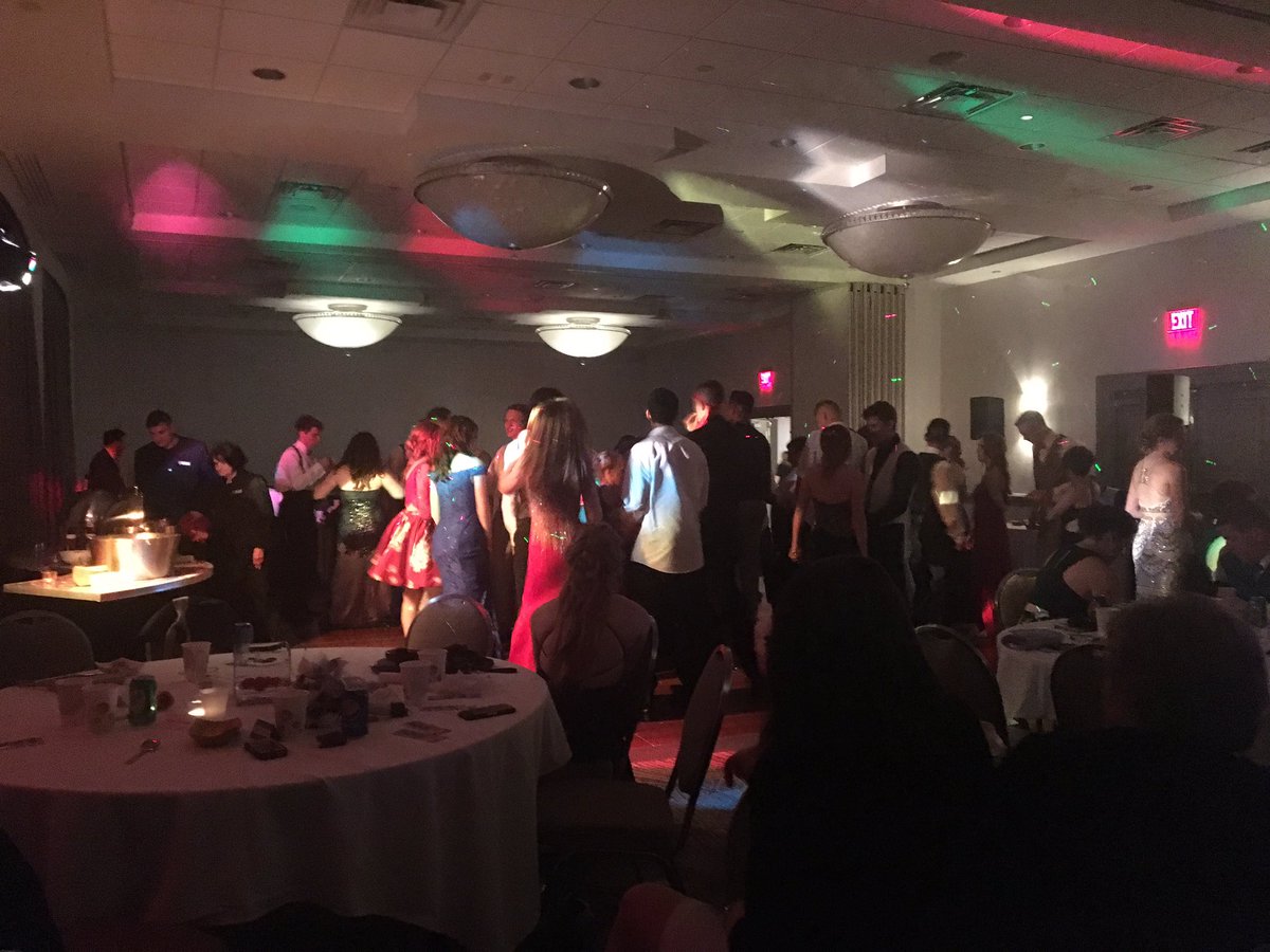 FCSDInfo's tweet photo. Little less than hour left...prom still going strong...singing and dancing to Grease and Footloose! https://t.co/CRtGk97LSB