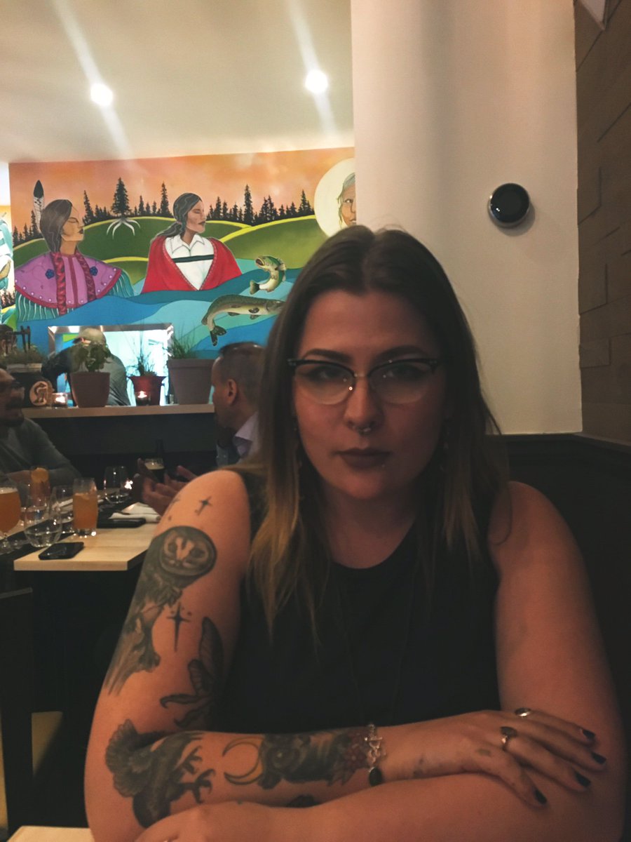UrbanNativeMag's tweet photo. With @chiefladybird &amp; @auraLast at Kukum Kitchen's softlaunch #indigenawesome #kukumkitchen #kwelife #venison #uptownindigenous https://t.co/uBuizwFDaK