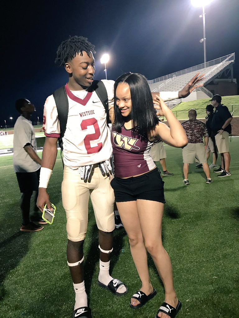478JCann's tweet photo. The Big Sister I never had โค but always wanted ! #SpringGame17 https://t.co/dWKYzGY4Wg