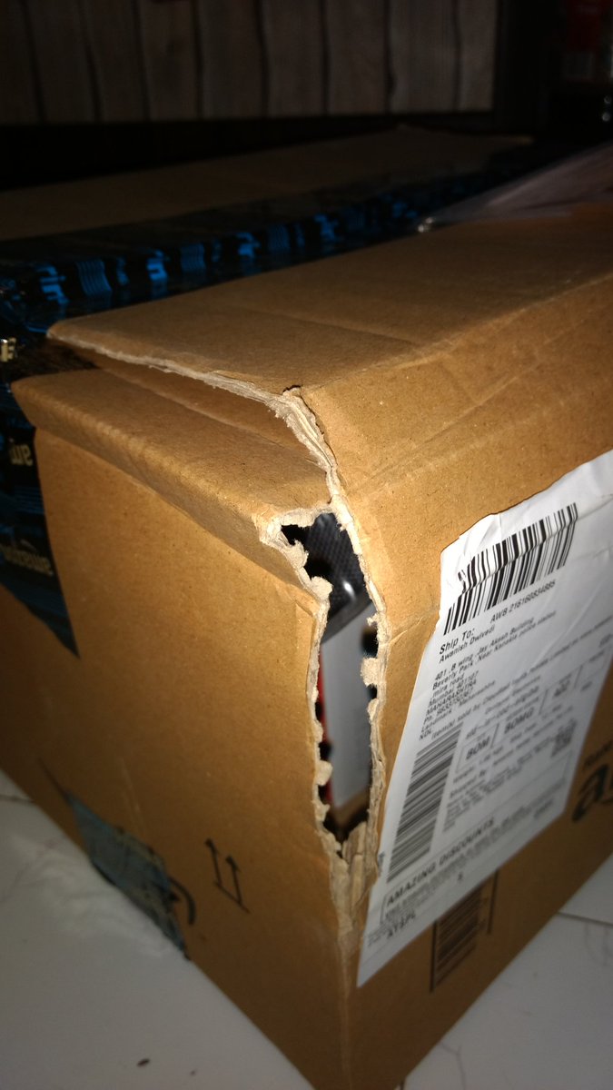 snazzyawi's tweet image. @amazonIN Look at the packaging. This is not acceptable.Just received it #Worstpackaging I have ever seen . I am rating 1 out of 10.