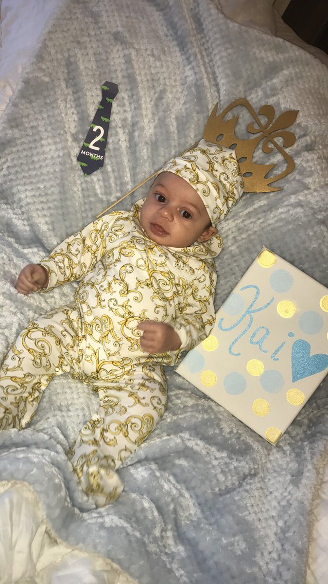 catchUP___'s tweet photo. Kai is 2 months already! #VersacePapi #YoungKing #Mines 💙👑 https://t.co/UzNCqpOeoV