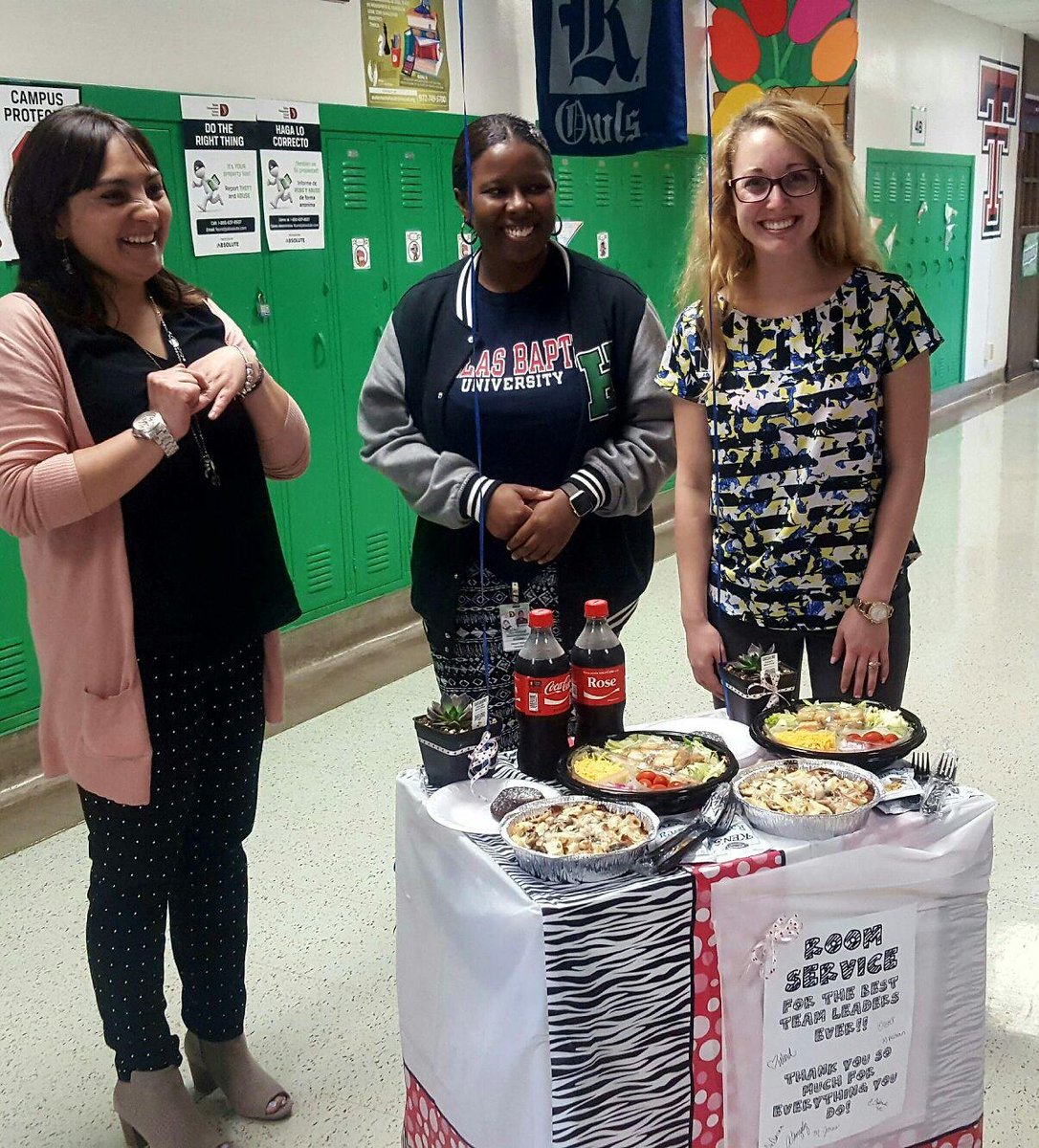HollandAtLisbon's tweet photo. 1st &amp; 2nd Grade Teachers present a special surprise to Ms Wylie during #BossesWeek because our awesome Boss always helps us #PlanForVictory! https://t.co/swWVwKTvbr