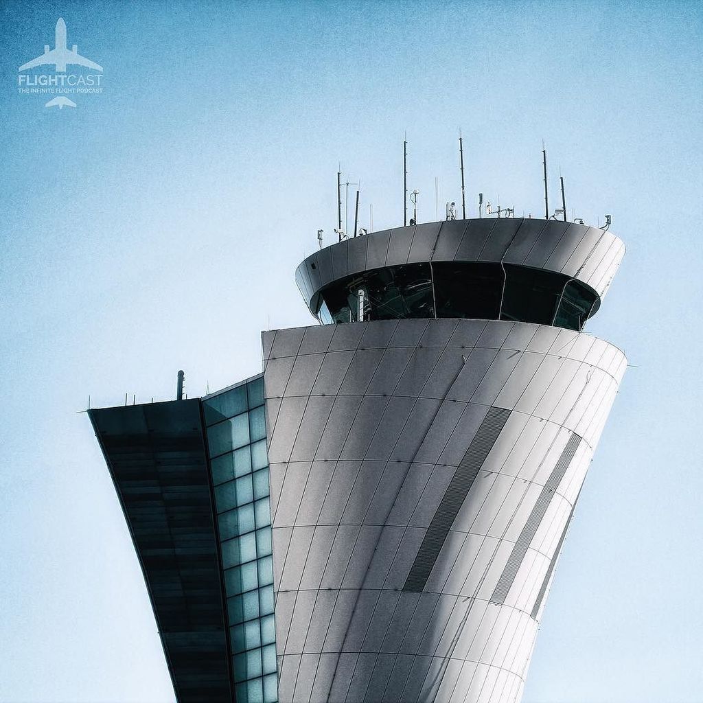 flightcastaudio's tweet photo. Tower at San Francisco. #atc #avgeek
.
.
.
.
.
#avnerd #airport #travel #airplane #airtravel #controltower #airtra… https://t.co/uZidOTPpxj https://t.co/3I9HHLDQs5