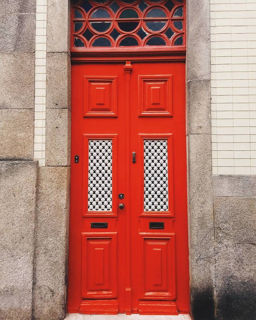 ImageLegacy's tweet photo. #DoorsOfPortugal https://t.co/EY90xyxewh https://t.co/AzrI7fs27r