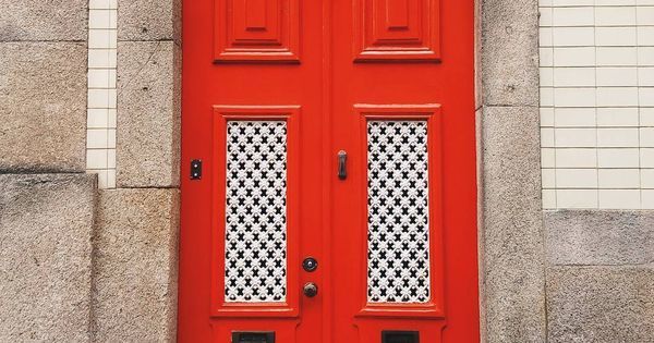 ImageLegacy's tweet photo. Pinned to Gail at Large on Instagram: #DoorsOfPortugal https://t.co/AKN6cfZf2V https://t.co/ZhshawTQrx