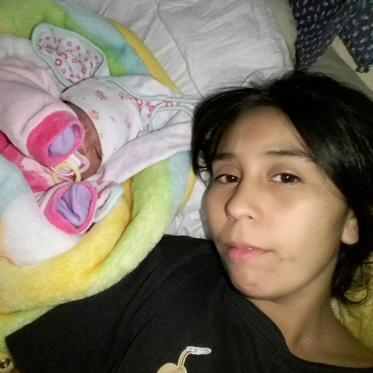 romywolf151's tweet image. con mi pekeña de 1 mes