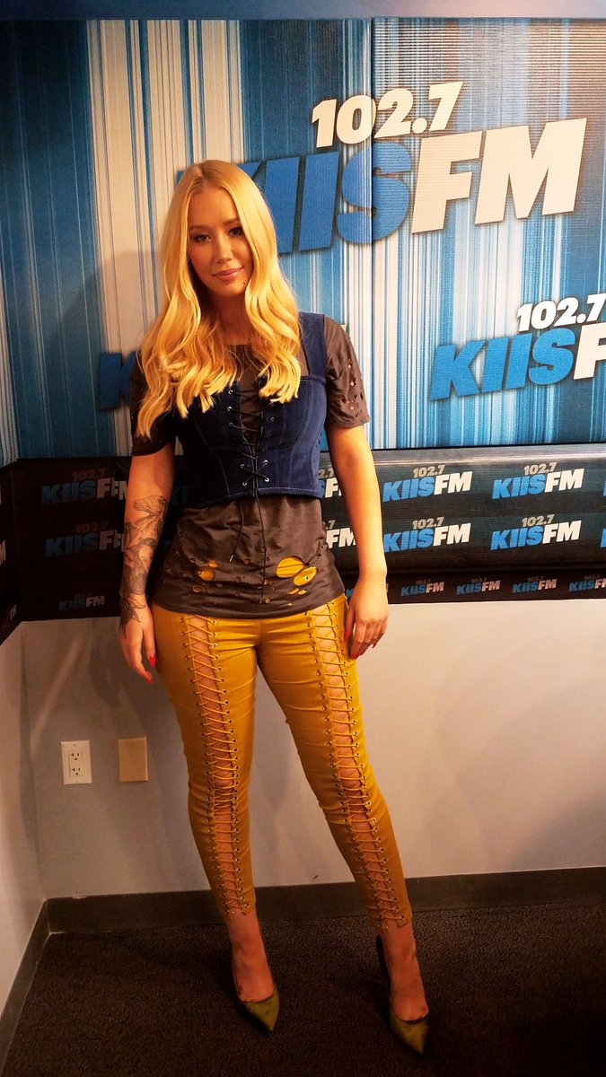 Tune in to hear <a href="/IGGYAZALEA/">IGGY AZALEA</a>'s new song #Switch feat. <a href="/Anitta/">Anitta</a> 🔥🔥🔥 kiisfm.com/listen