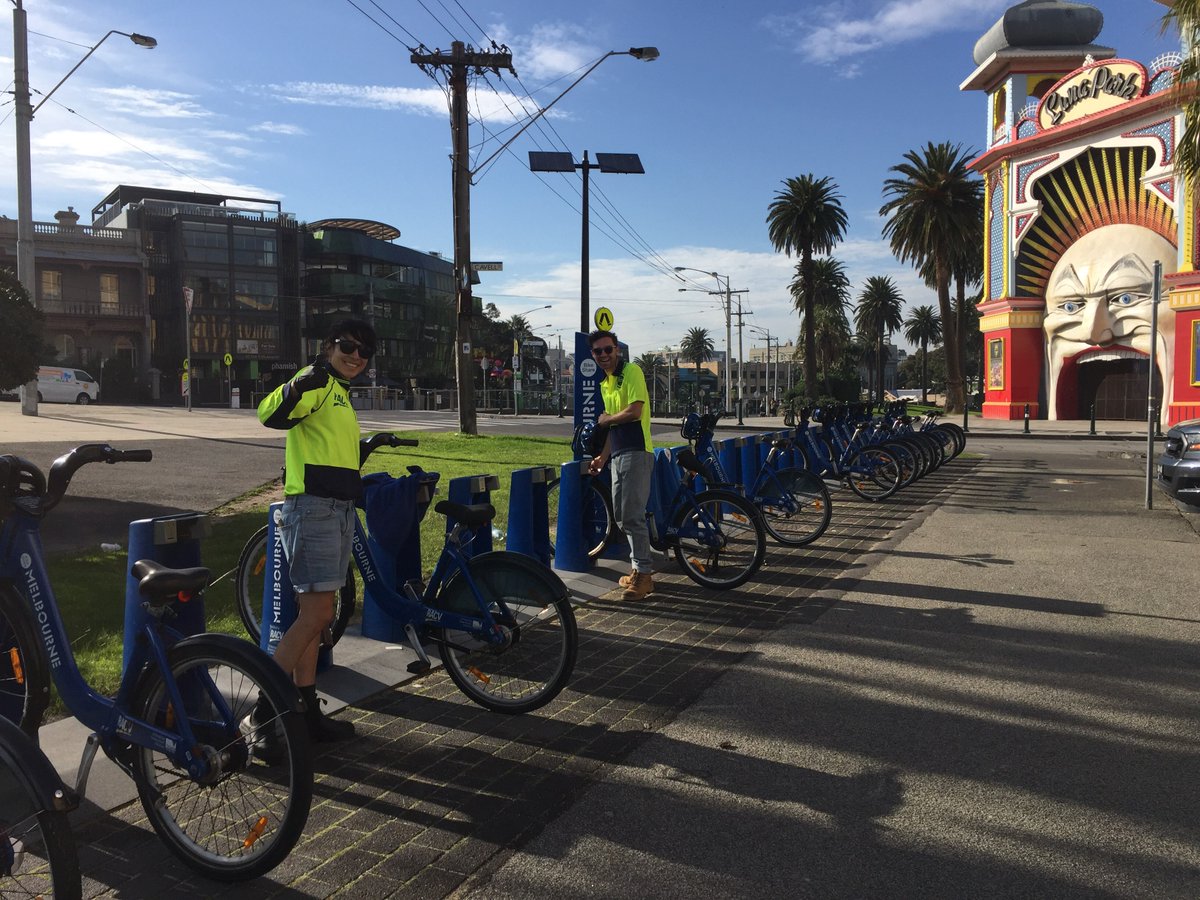 melbournebybike's tweet photo. Melbourne bikeshare is regularly serviced by #goodcycles. Thanks guys 😃🚴 #melbbikeshare https://t.co/ORFpqKU0Q2