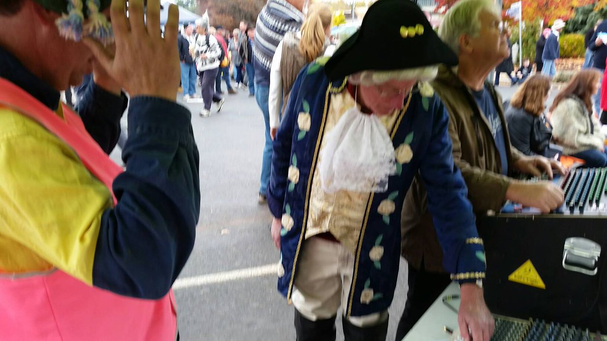 Batlow CiderFest tweet media