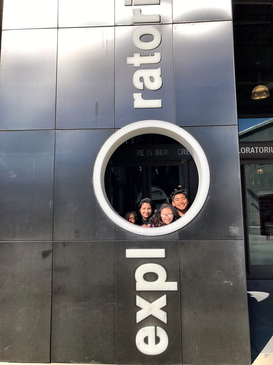 BethDuncan's tweet image. The @exploratorium in #SanFrancisco is #awesome 🔬🔍 @DigitalPromise @RanchoMinerva #FilmMAKERChallenge #wave