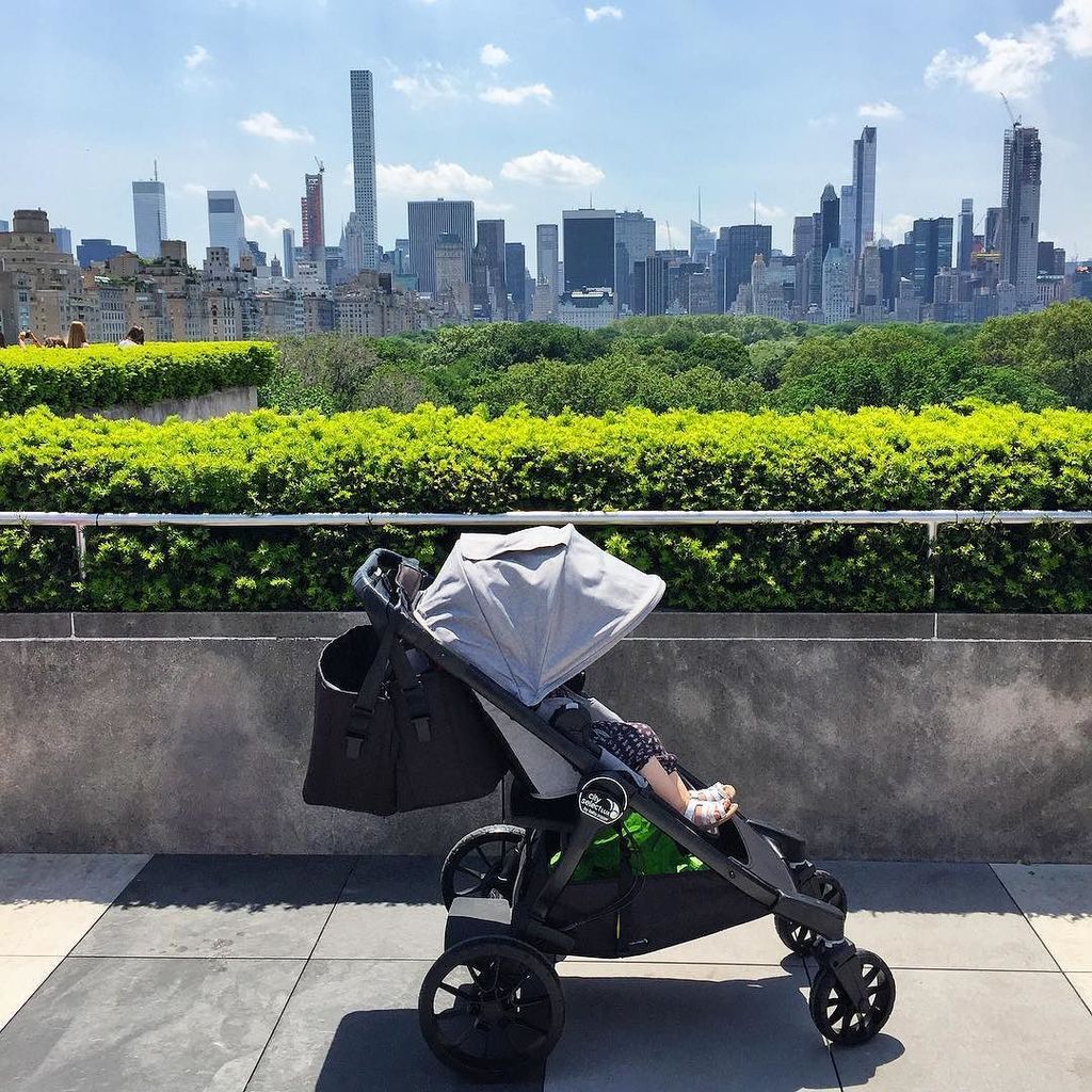 dadarocks's tweet photo. Enjoyed the day running around the @metmuseum thanks to @fatherlyhq & @babyjogger but that roof top view. Wow. #howistroll #cityselectlux โฆ https://t.co/KxOgyYxESc