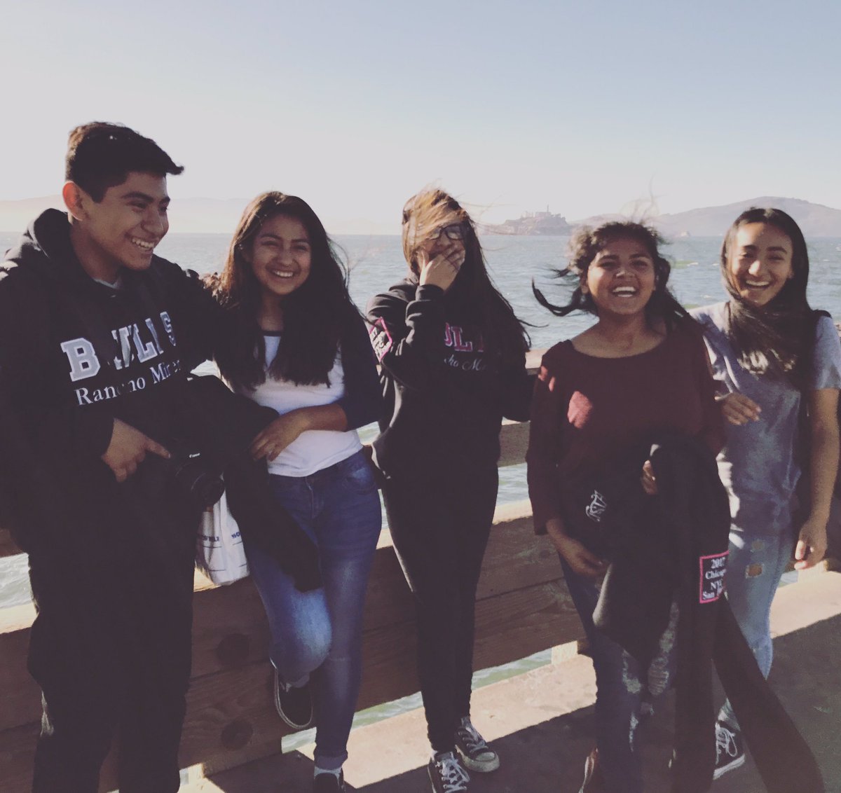 BethDuncan's tweet image. Awesome 1st day in #SanFrancisco #FilmMAKERChallenge @RanchoMinerva @DigitalPromise #LoveTheseKids #wave