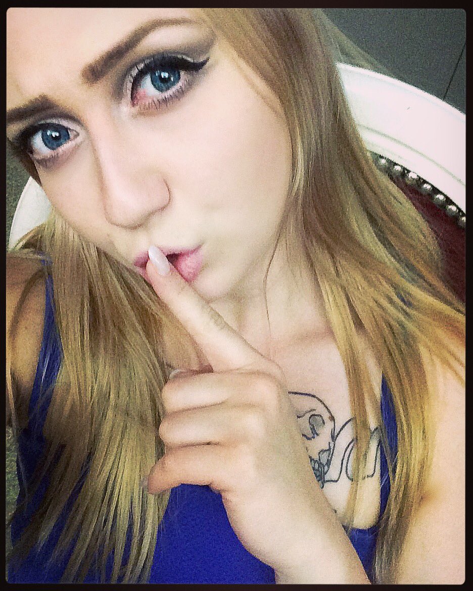 Miriam_Vern's tweet image. Shhhhshsh #bequite