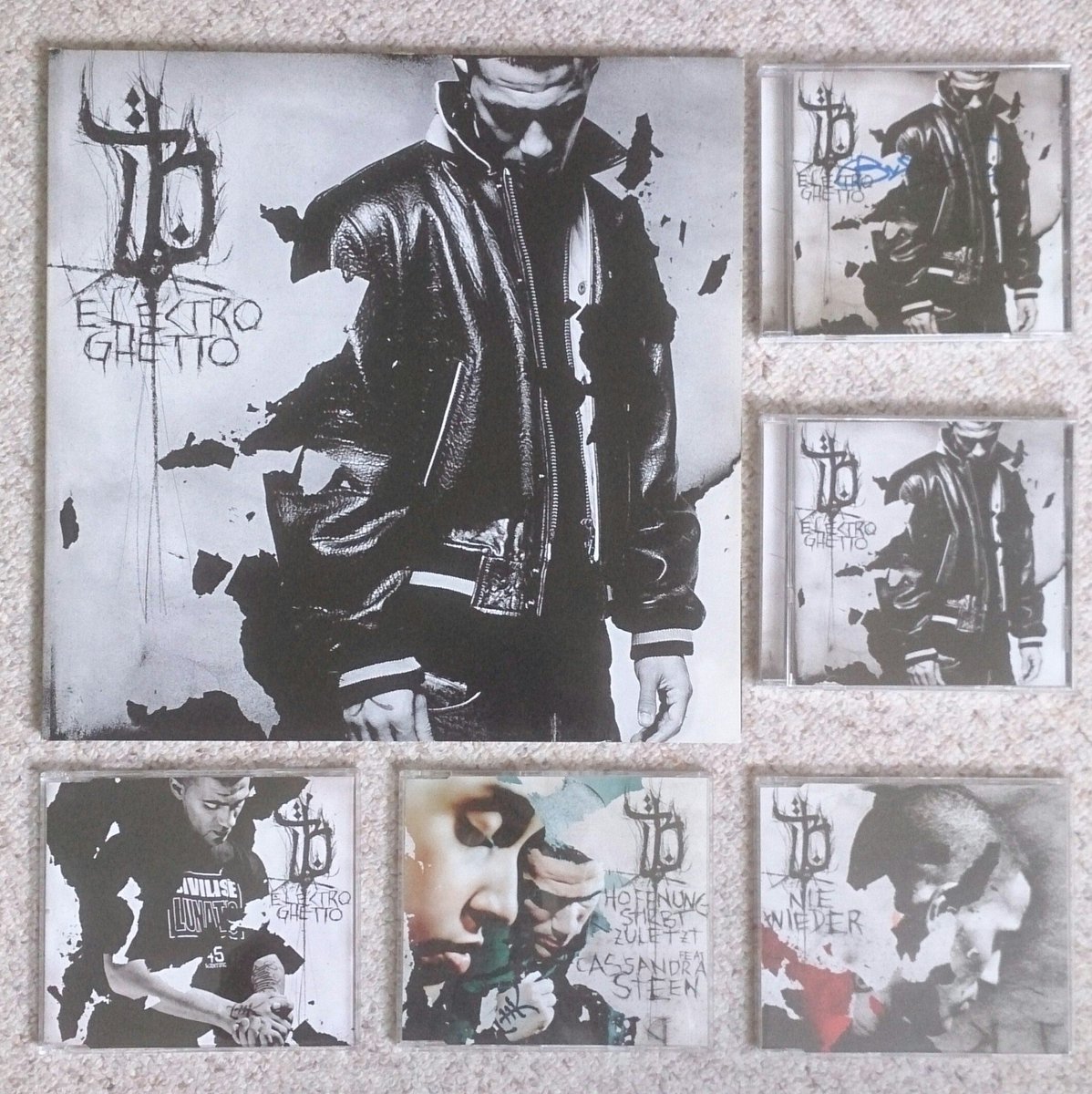 Lost_Shadow621's tweet photo. Fehlt nur noch die CCN II Vinyl 😊 @bushido #bushido #electroghetto https://t.co/VPgYEgAzL5