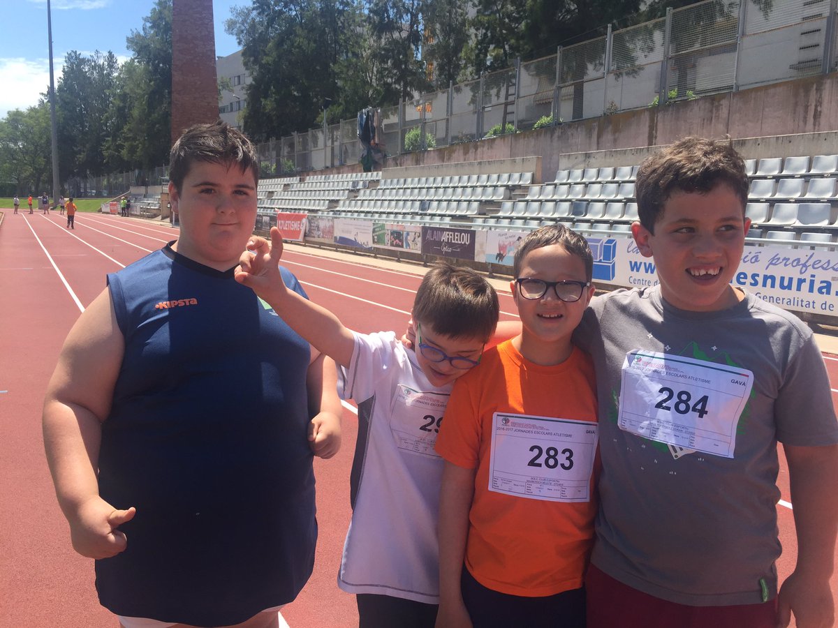 SOCatalunya's tweet photo. Una vez más,Muchas gracias @fundacionmessi por colaborar en Jornadas Escolares #Atletismo y ayudar a que nuestros atletas hagan deporte! https://t.co/PthNeWPEdr