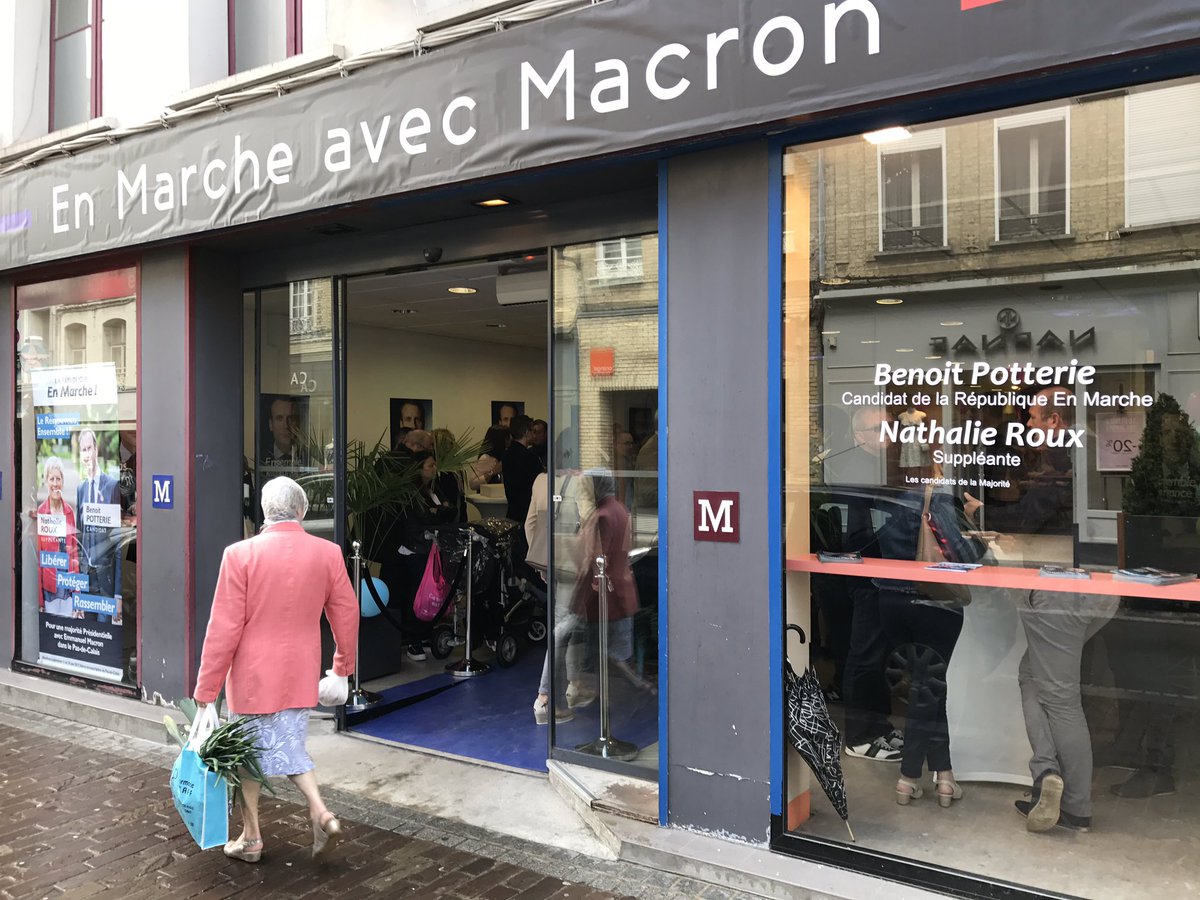 BethuneBruaysis's tweet photo. Lancement du local de campagne #legislatives2017  👏👏@EmmanuelMacron #Circo6208 
Benoit Potterie notre futur Député LREM 🇫🇷🇫🇷🇫🇷🇫🇷 https://t.co/sKL2bICIUn