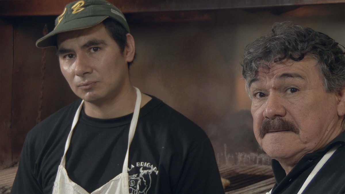En La Brigada hay un mozo jedi encriptado. Cambió la espada laser por la cuchara sopera. No lo hagan en sus casas

#TodoSobreElAsado