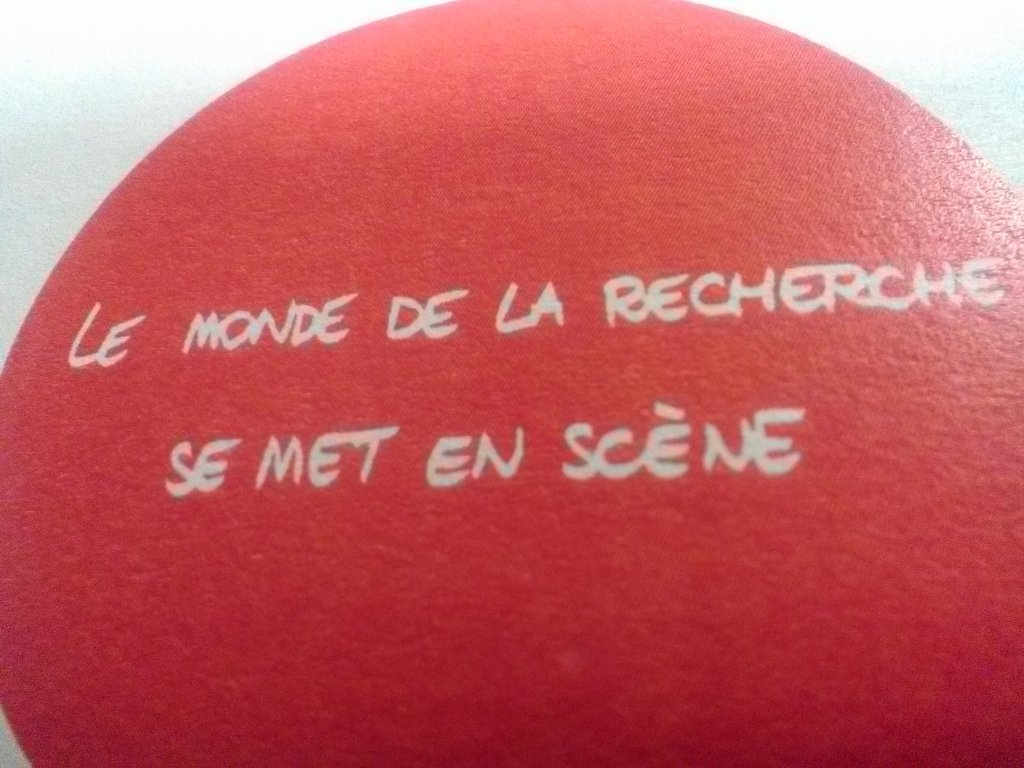 DirectPalais's tweet photo. Comédiens et chercheurs mettent en scène la #recherche @palaisdecouvert et ils en parlent ensuite ! #80ansPalais https://t.co/PebJ9hi74h