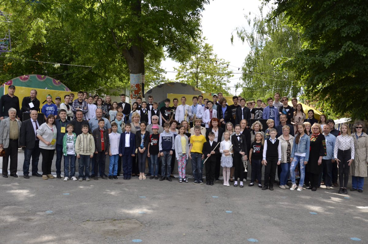 smd_ua's tweet photo. #БілаЦерква: перед початком - колективне фото) Долучайтесь і ви н�� #ДеньВуличноїМузики) https://t.co/ZWuE18yjRW