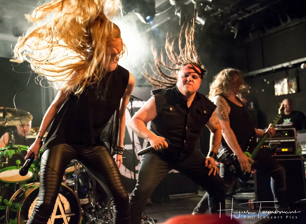 aeverium's tweet photo. Pic by Hugues Timmermans.
Tonight live in Viersen #rockschicht!!! https://t.co/YVMExUv8Lx
