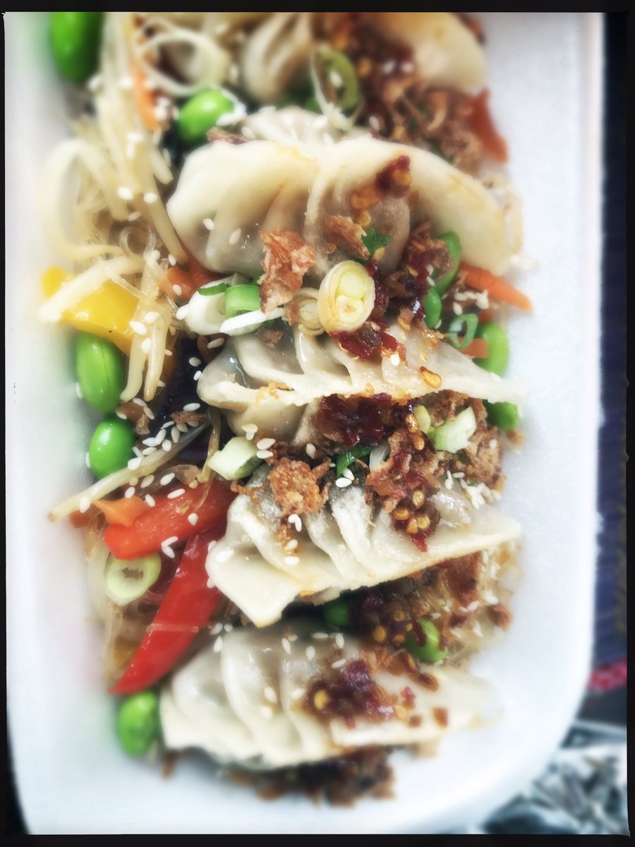 partridgesfoods's tweet photo. #Dumplings to treat the soul @Ugly_Dumplings! Complete your meal with rolls @Sinchow_uk &amp; a @drinkjuiceaday #perfect #pairings https://t.co/nM4ozeXbEv