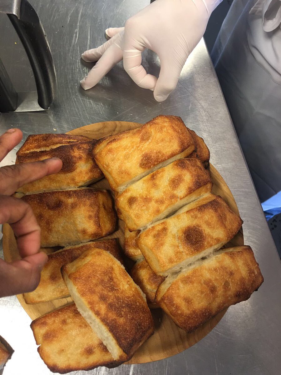 Vanmorgen #bakkeleien met chefs en dan een Go krijgen maakt me blij <a href="/Bakkerswerkpl/">BakkersWerkplaatsR</a> #rotterdam #zoleukvakbakker