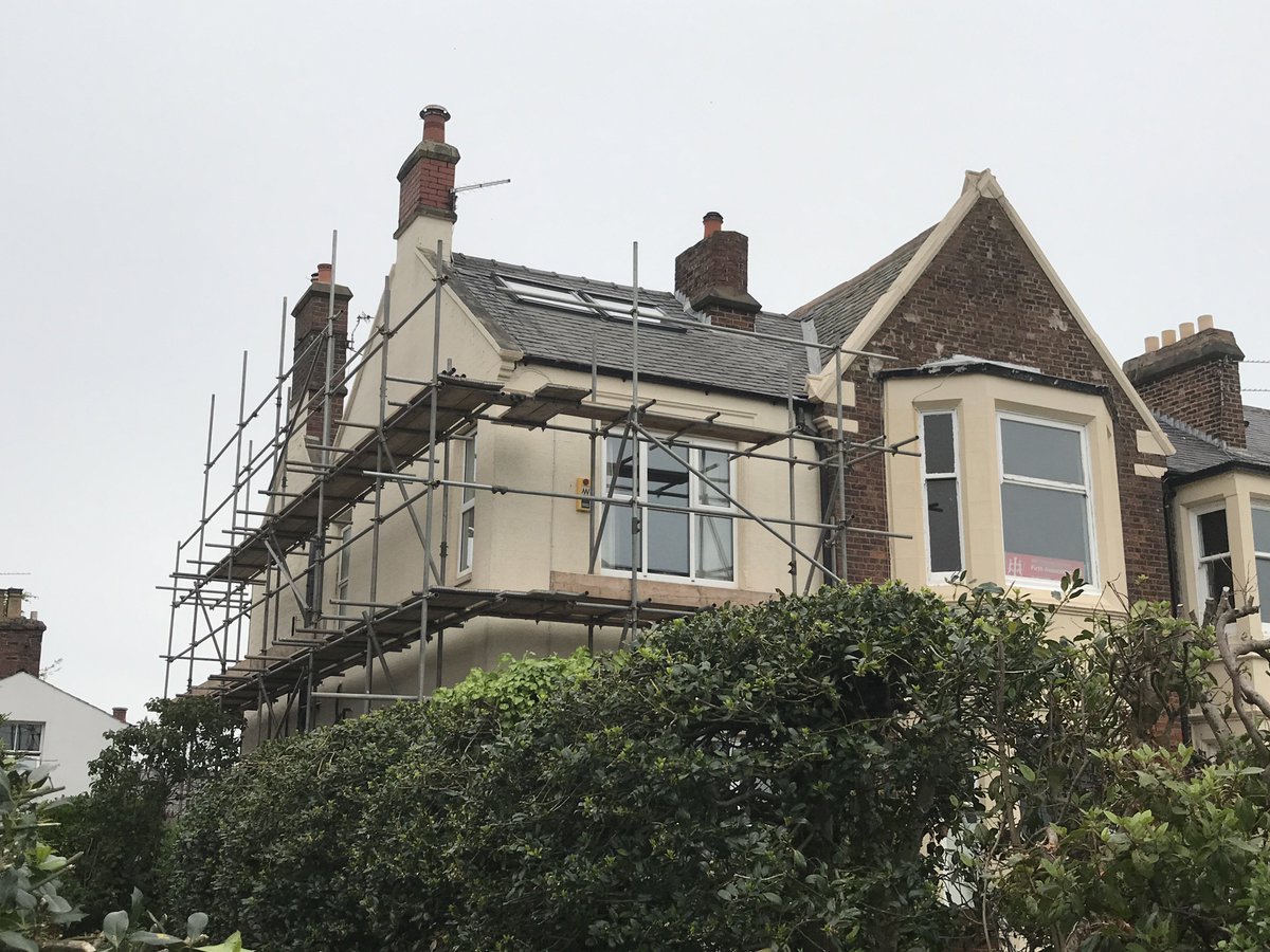 Dryabode's tweet image. #dryabode #sandblasting #masonrywaterproofing New project. Lovely house Lytham. Roofing, chimneys, sand blasting, masonry water proofing.