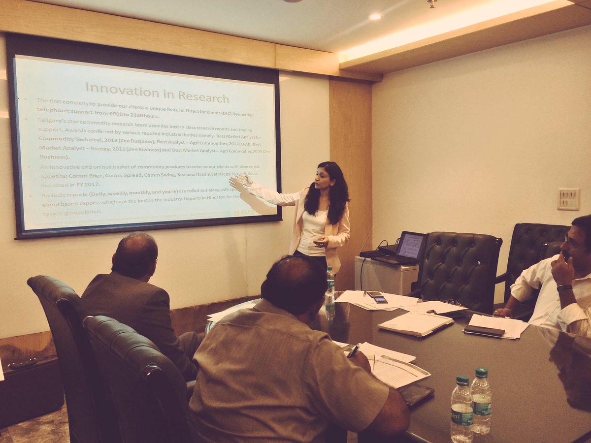 bora_archana's tweet photo. Religare Commodities Ltd presentation @skochgroup @SkochSameer #skochsummits #Skochawards https://t.co/VUvNZQkIxv