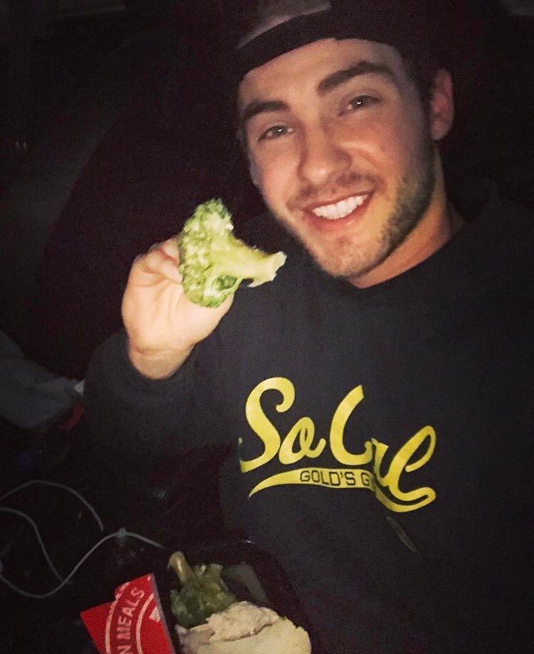 Friendly reminder to eat your veggies 😬