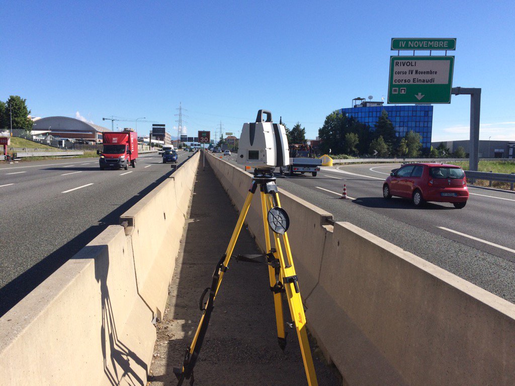 FestaPrato's tweet photo. Nuovo giocattolo... laser scanner P40 inauguro in autostrada https://t.co/OGMAyxPsZO