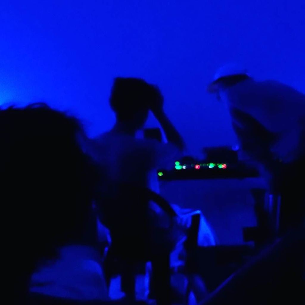 primallmusic's tweet photo. Makin beats with these cool dudes
#electronicmusic #sdsu #edm #idm #dance #beats #illaf https://t.co/vsR4yR5vMb https://t.co/EEET02LaJW