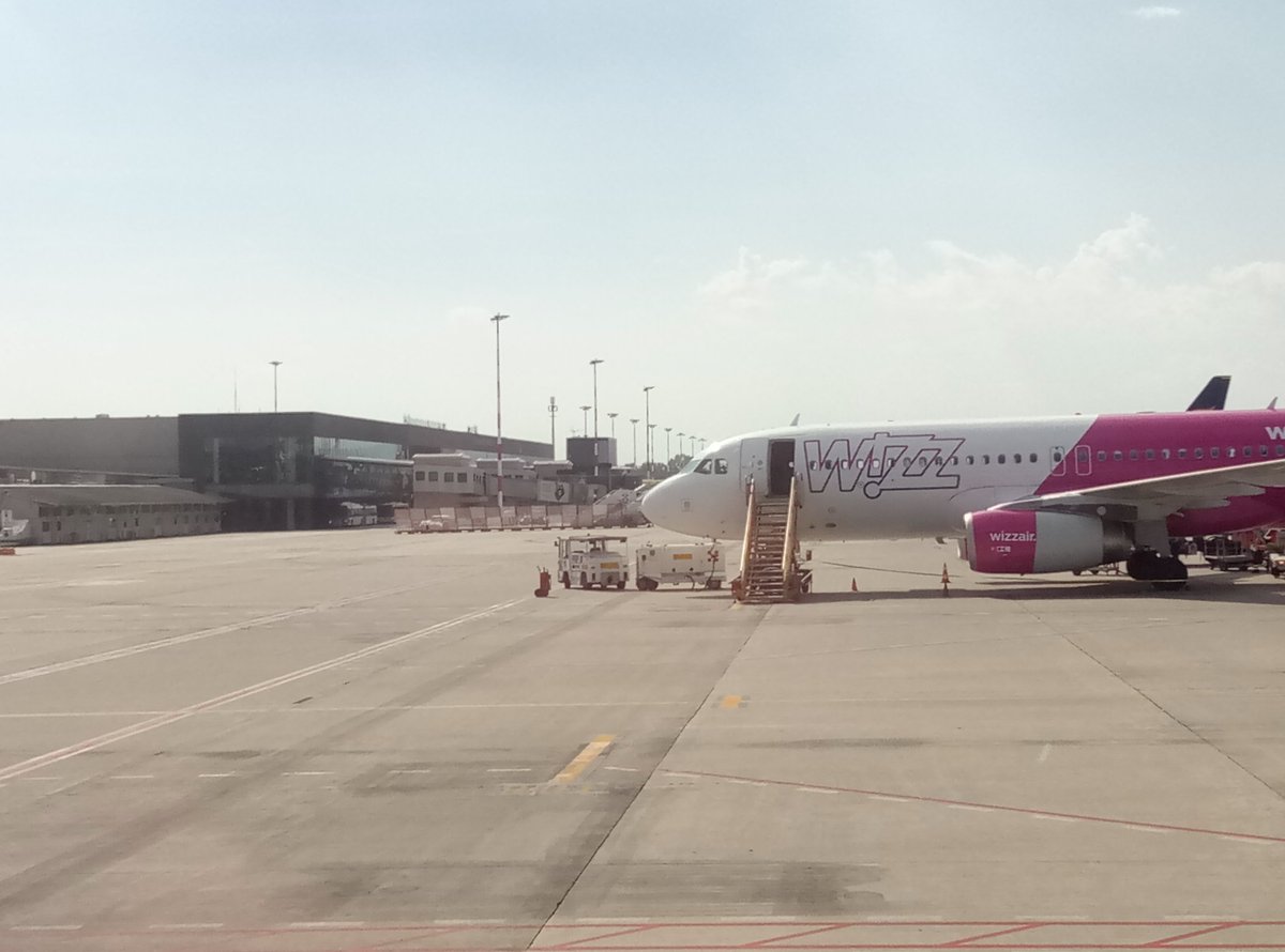Morning departures from #Milanbergamoairport #Aviation #travel #weekend