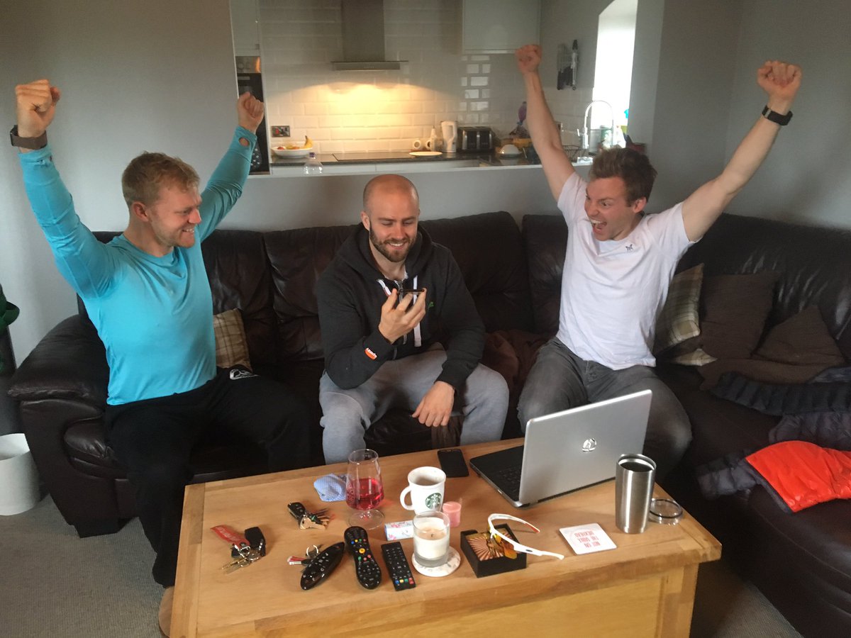 TheCommonOars's tweet photo. When we found out @jamescracknell  was giving us a pep talk on @BBCRadio2 with @radioleary. What a legend. #rowgb #crew2000 #WorldRecord https://t.co/edRZxxW9ks