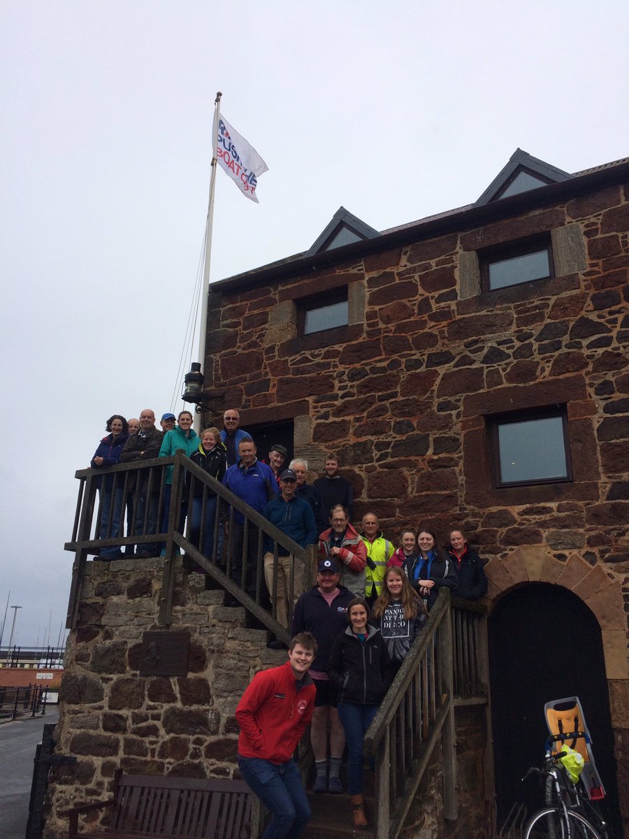 ELYCtraining's tweet photo. We are ready!Come try sailing this morning #PTBO2017 @ELYC_NB @VisNorthBerwick @RYAScotland @ExploreEastLoth @LothianLoop https://t.co/bUvK0byLvD