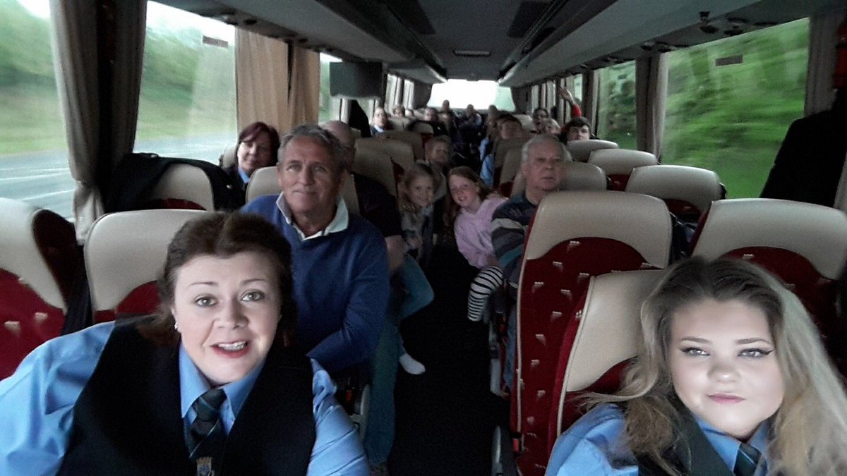 LochryanPB1932's tweet photo. En Route to the British Pipe Band Championships in Paisley!
#PouringItDown

Wish us luck 🍀🍀🍀🎵🎶🎵🎶
#TeamLochryan2017
#TeamLochryan https://t.co/VzJ7xhmTnl