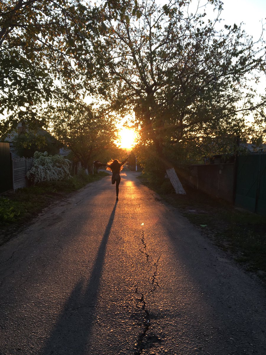 MrMr1230's tweet photo. •Run towards your dreams✨ https://t.co/U1dxfHvtmS