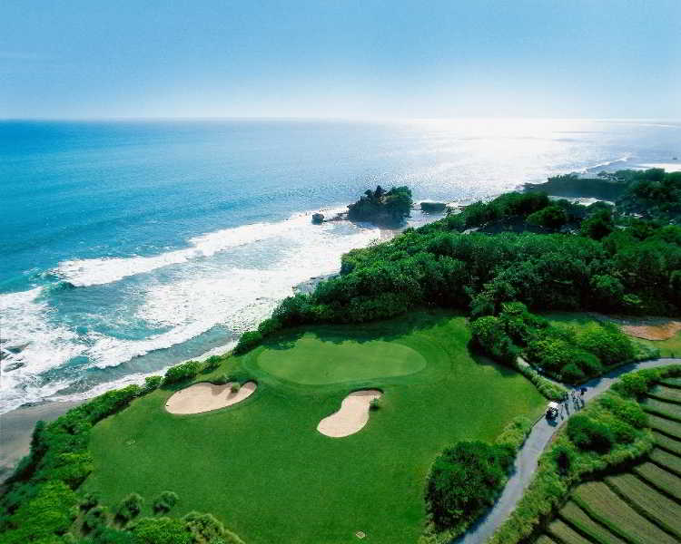 chakatravel's tweet photo. Bali ,home to one of the best golf courses in Asia; @nirwanabaligolf at @PanPacificBali Check out our amazing offer. https://t.co/qyjHODCW3S https://t.co/Lqx1oeq8Ug