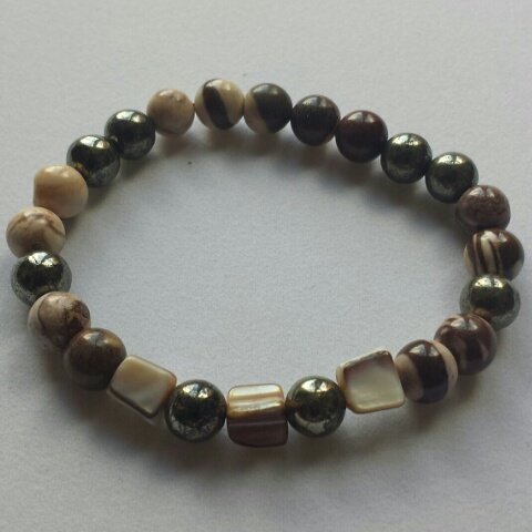 StefsThoughts4U's tweet photo. New #malabracelets for men added to my #etsy shop!😊 #londonlocalteam @HMNation @handmadebritain @HandmadeHour https://t.co/YCeW45bUqE