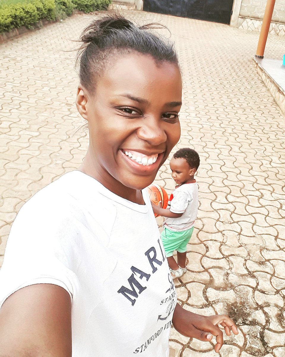 LuckyMbabazi's tweet photo. The best gift we can ever give our children is time..#niceweekendfolks https://t.co/b4qpkObVst