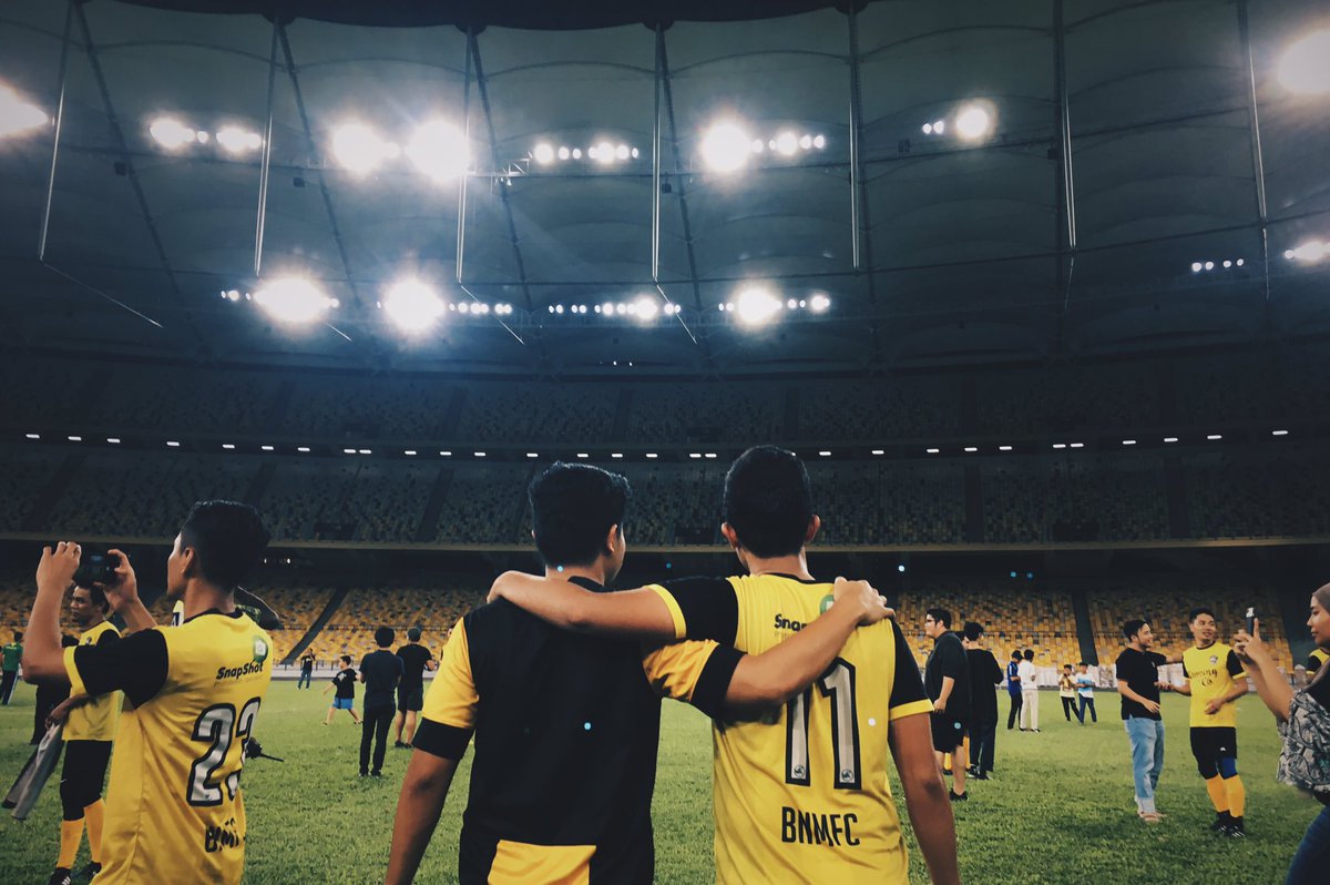 akemalkezman's tweet photo. cerita semalam dengan bnm fc bersama scorer @SaidFahmi9 ! tahniah! good job guys! @wearebnmfc #coyb #RoadToSNBJ #bnmfc #xg10fc https://t.co/K4tau4H3i4