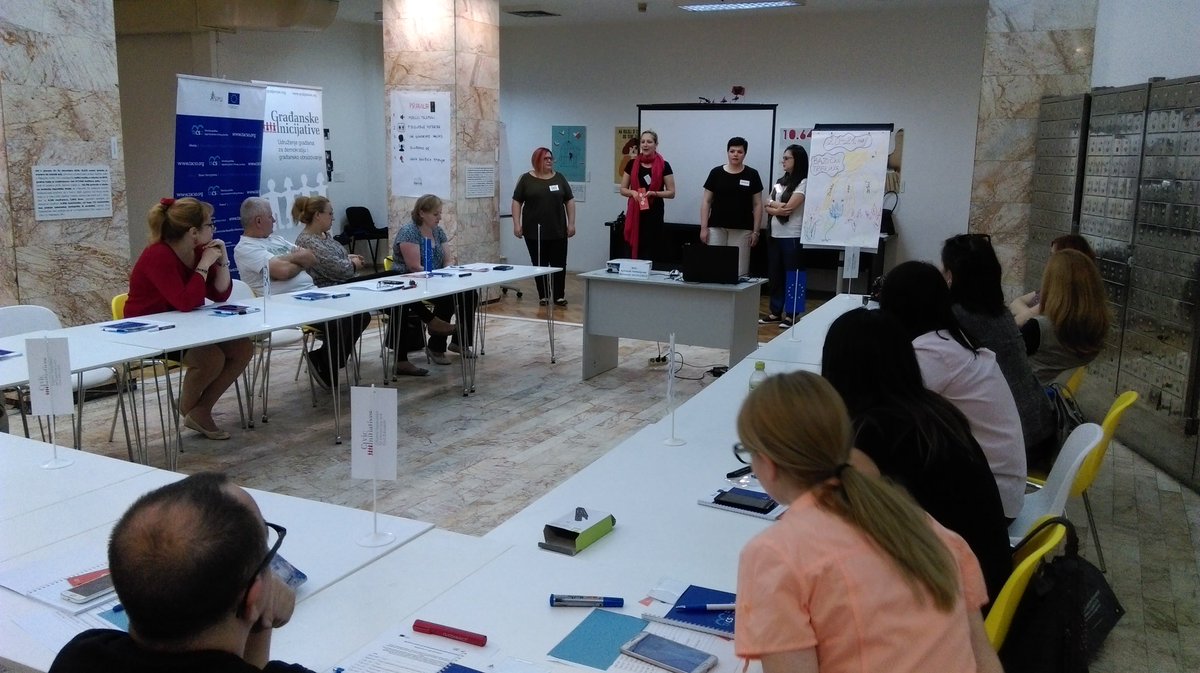 gradjanske's tweet photo. #ResursniCentar
Uvodna sesija Bazičnog #treninga u @HRHBelgrade
Dočekali smo predstavnike 20 #OCDrs i spremni smo da im prenesemo znanje. https://t.co/EhLJDyhMnV