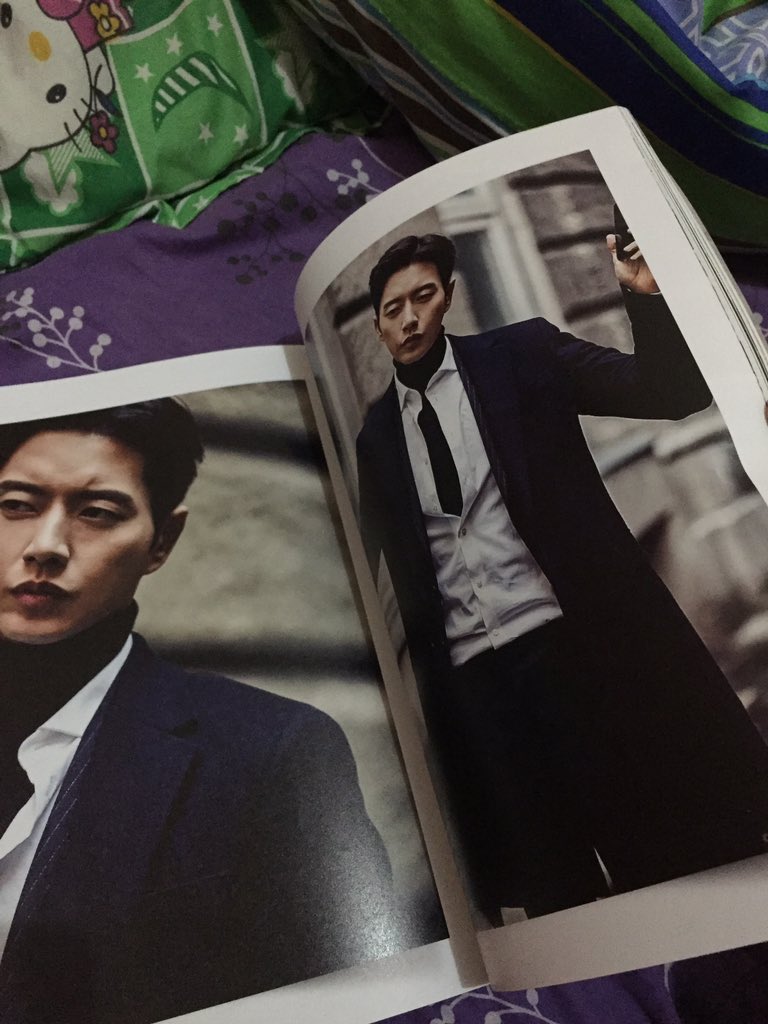 TheAnnyeongOppa's tweet photo. bes @anagon nag overload yung feels ko dito sa magazine bes thank you ❤️ https://t.co/QhUMNtebdy