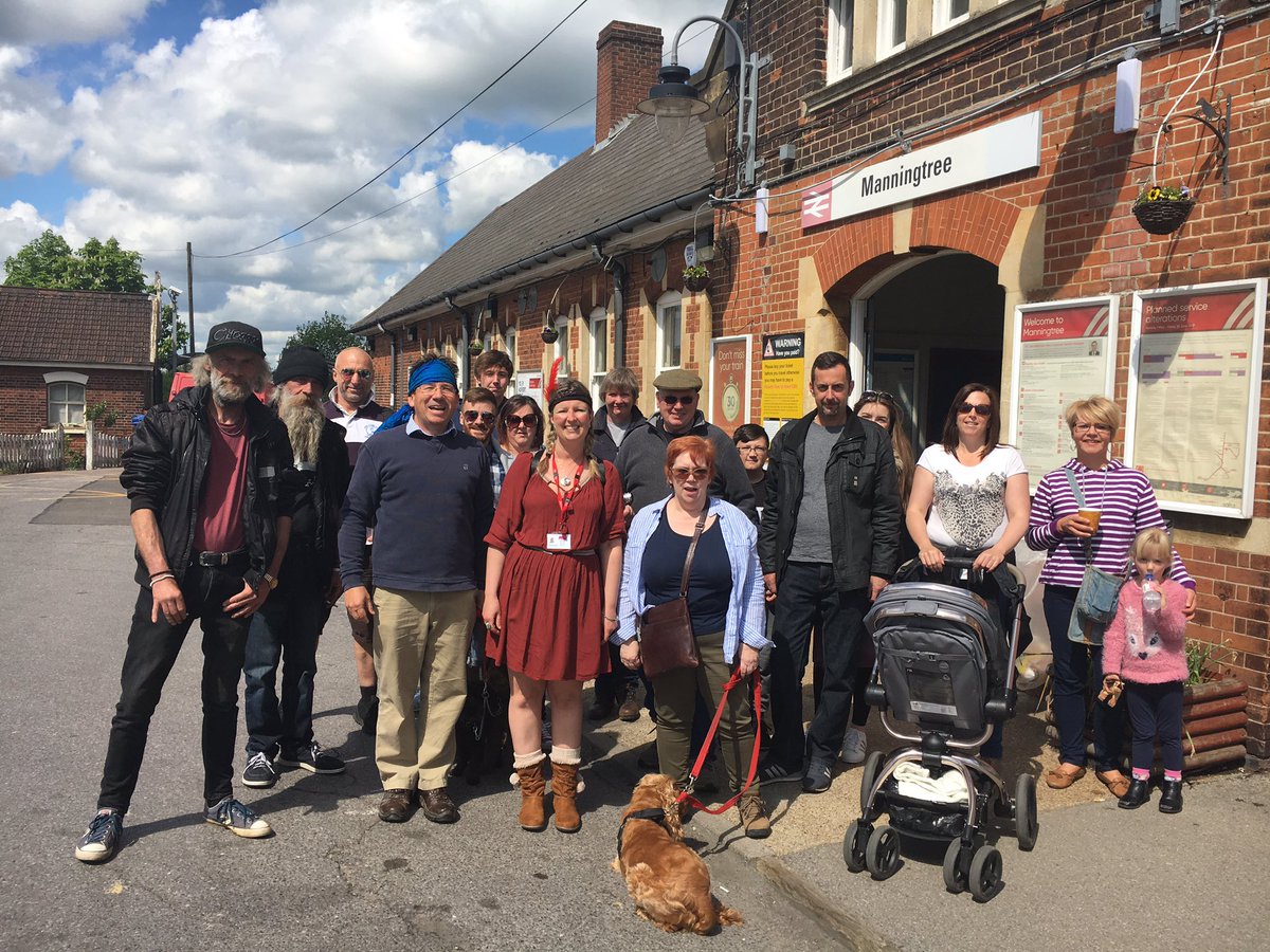 The <a href="/Open_Road/">Open Road</a> team is off on the #walk4recovery, leaving Manningtree for 8km walk via #Dedham #Flatford