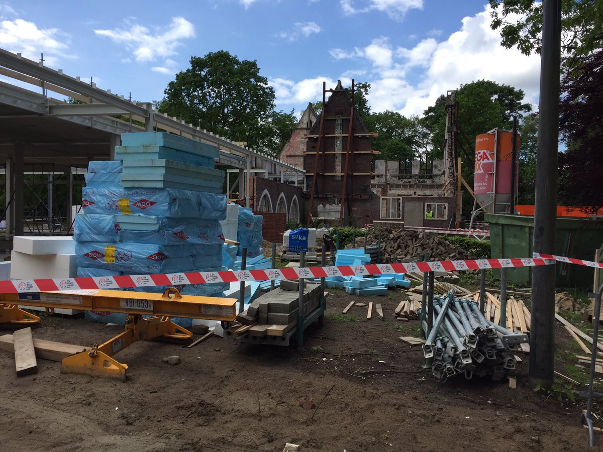 In Waalre bij #Vlassak voor#dagvandebouw: