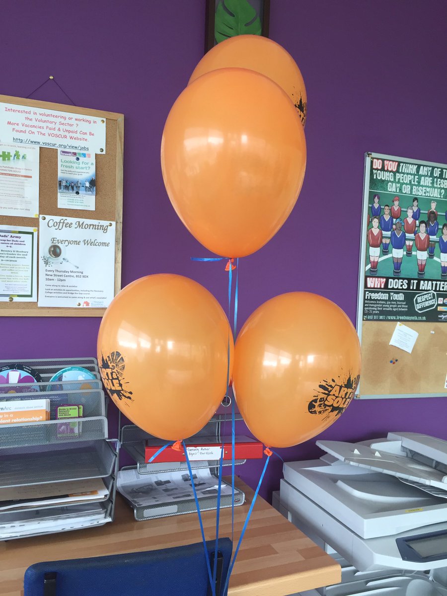 Can you spot the apple? The Scart Shop in Southmead is hosting Southmead Youth Centre's hand printed apple! 🍎 #ArtandSole